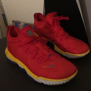 Size 14 Lebron James low tops (worn once)